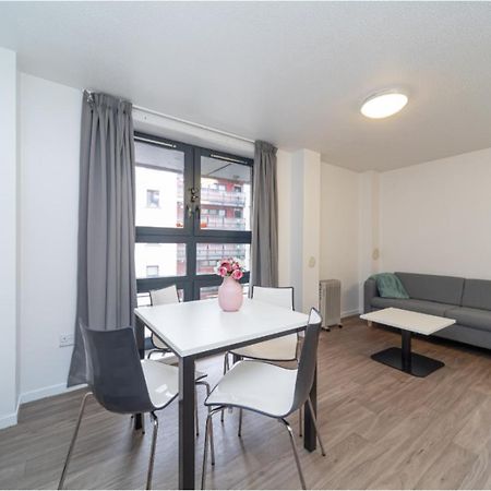 에든버러 Joivy Affordable 3,4,5 And 12 Bed Private Flats Next To Royal Mile (Adults Only) 아파트 외부 사진