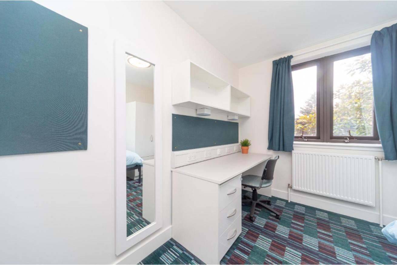 에든버러 Joivy Affordable 3,4,5 And 12 Bed Private Flats Next To Royal Mile (Adults Only) 아파트 외부 사진