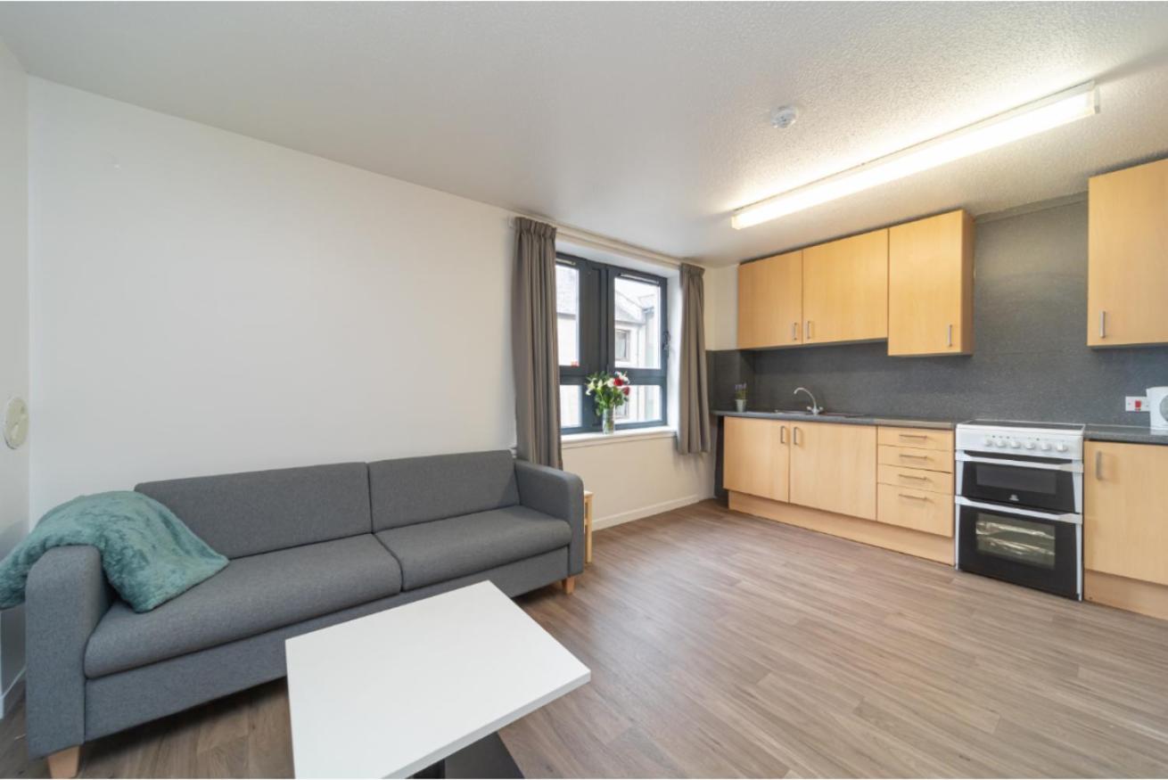 에든버러 Joivy Affordable 3,4,5 And 12 Bed Private Flats Next To Royal Mile (Adults Only) 아파트 외부 사진