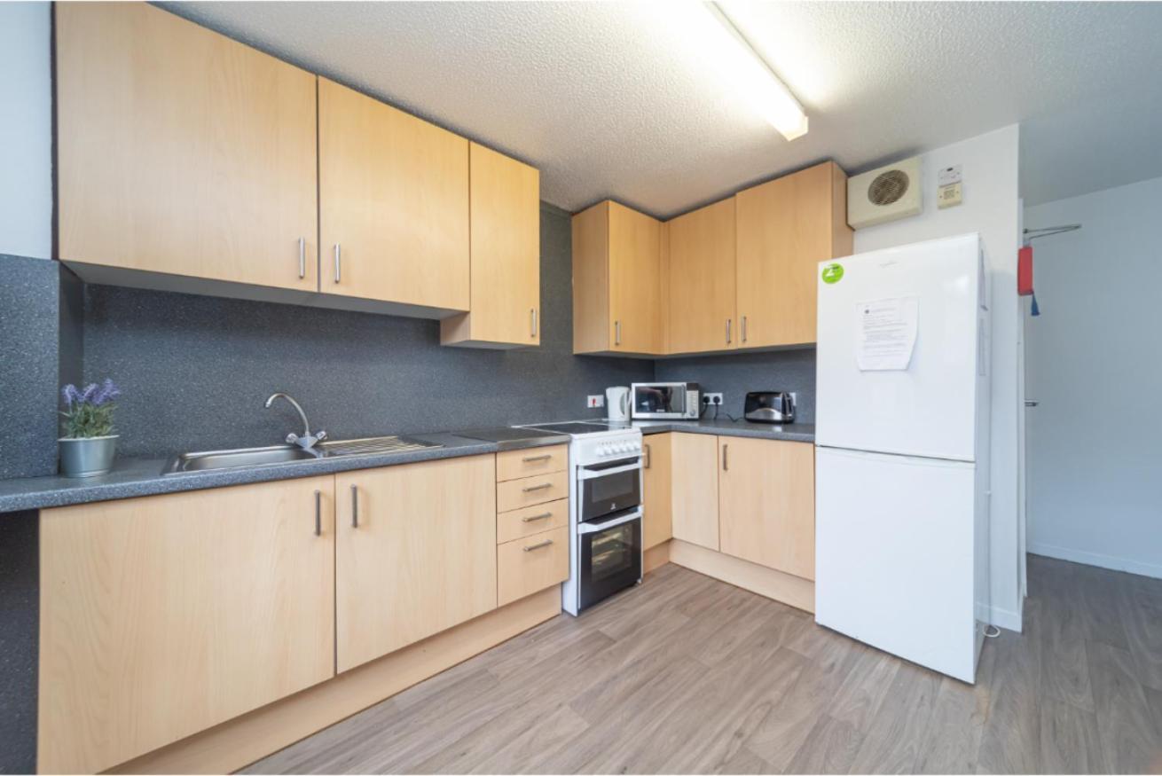 에든버러 Joivy Affordable 3,4,5 And 12 Bed Private Flats Next To Royal Mile (Adults Only) 아파트 외부 사진