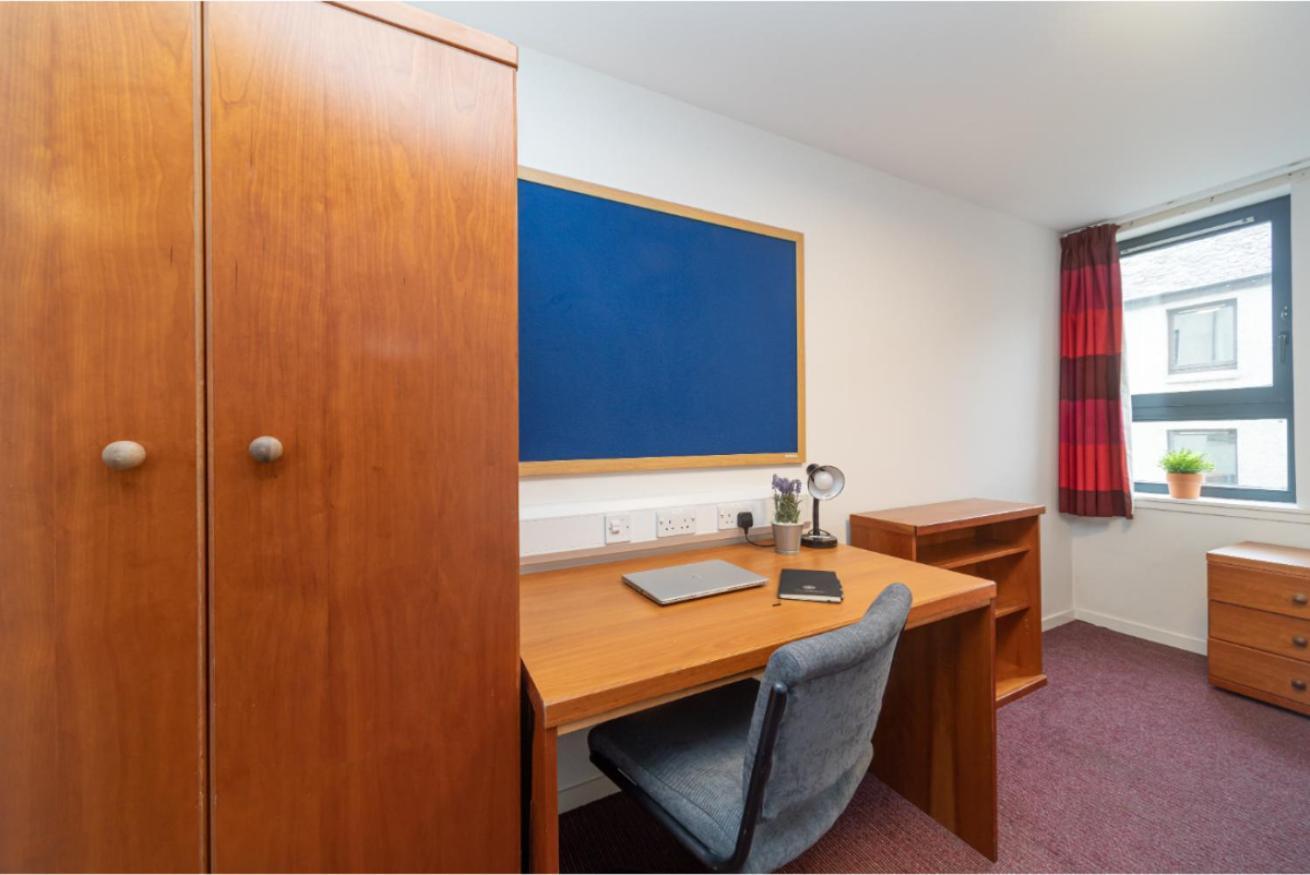 에든버러 Joivy Affordable 3,4,5 And 12 Bed Private Flats Next To Royal Mile (Adults Only) 아파트 외부 사진